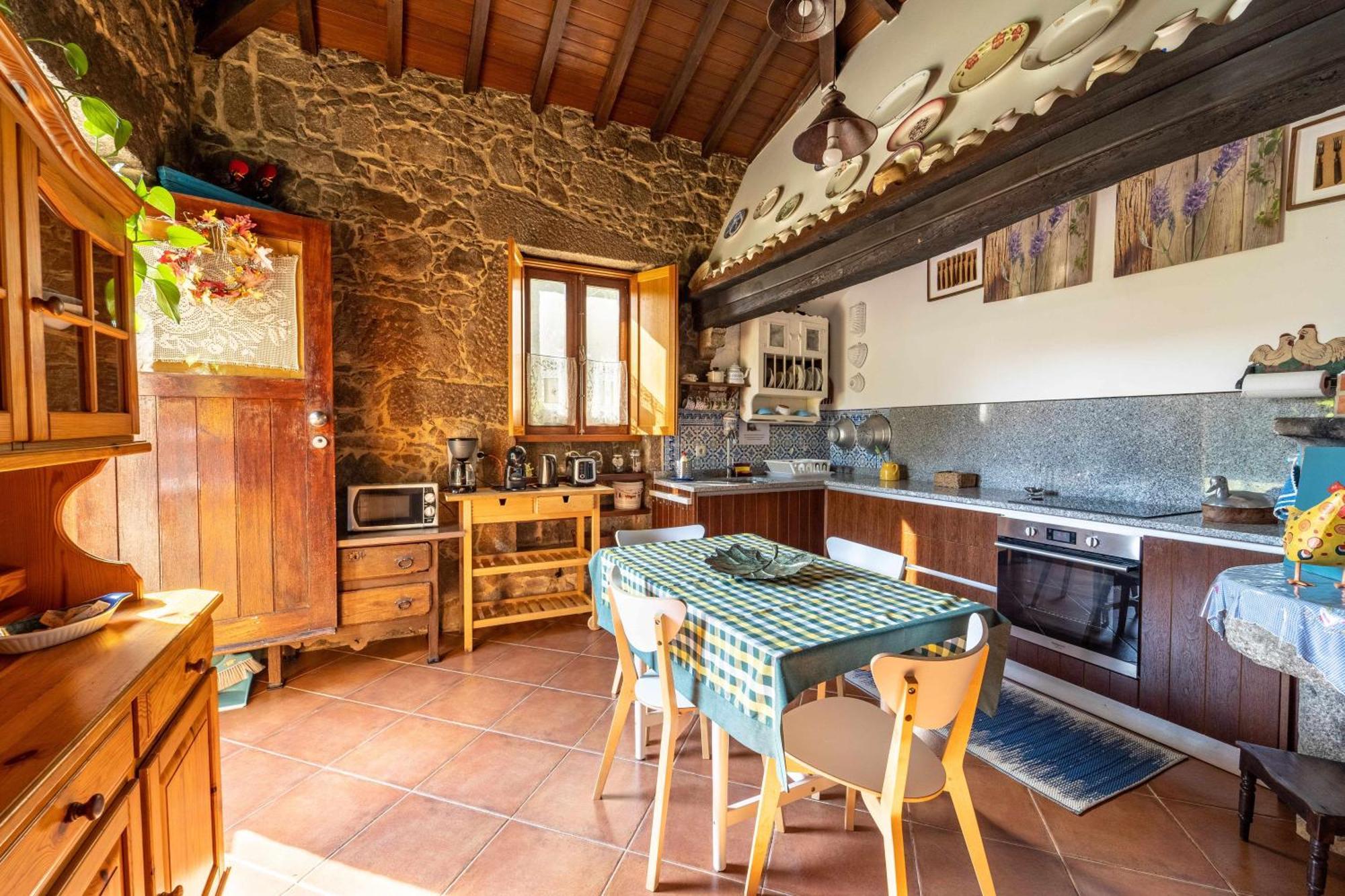 Casas Casal Do Carvalhal - Agroturismo Amares Quarto foto